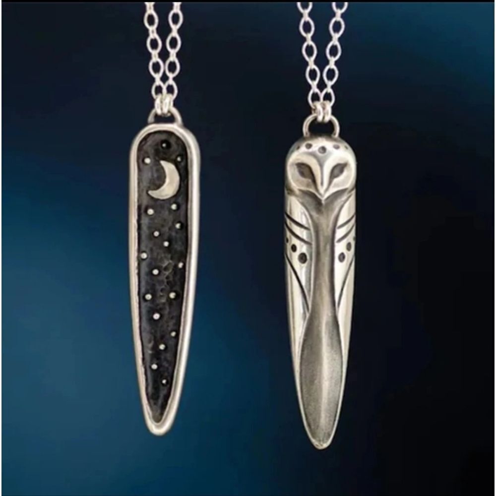 Silver Beautiful Double Sided Owl Necklace